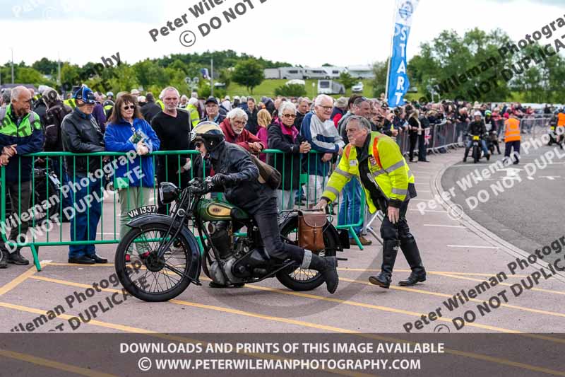 Vintage motorcycle club;eventdigitalimages;no limits trackdays;peter wileman photography;vintage motocycles;vmcc banbury run photographs